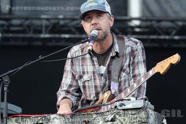 GRANDADDY - 2012-08-26 - SAINT CLOUD - Domaine National - Scene de la Cascade - Jason Lytle